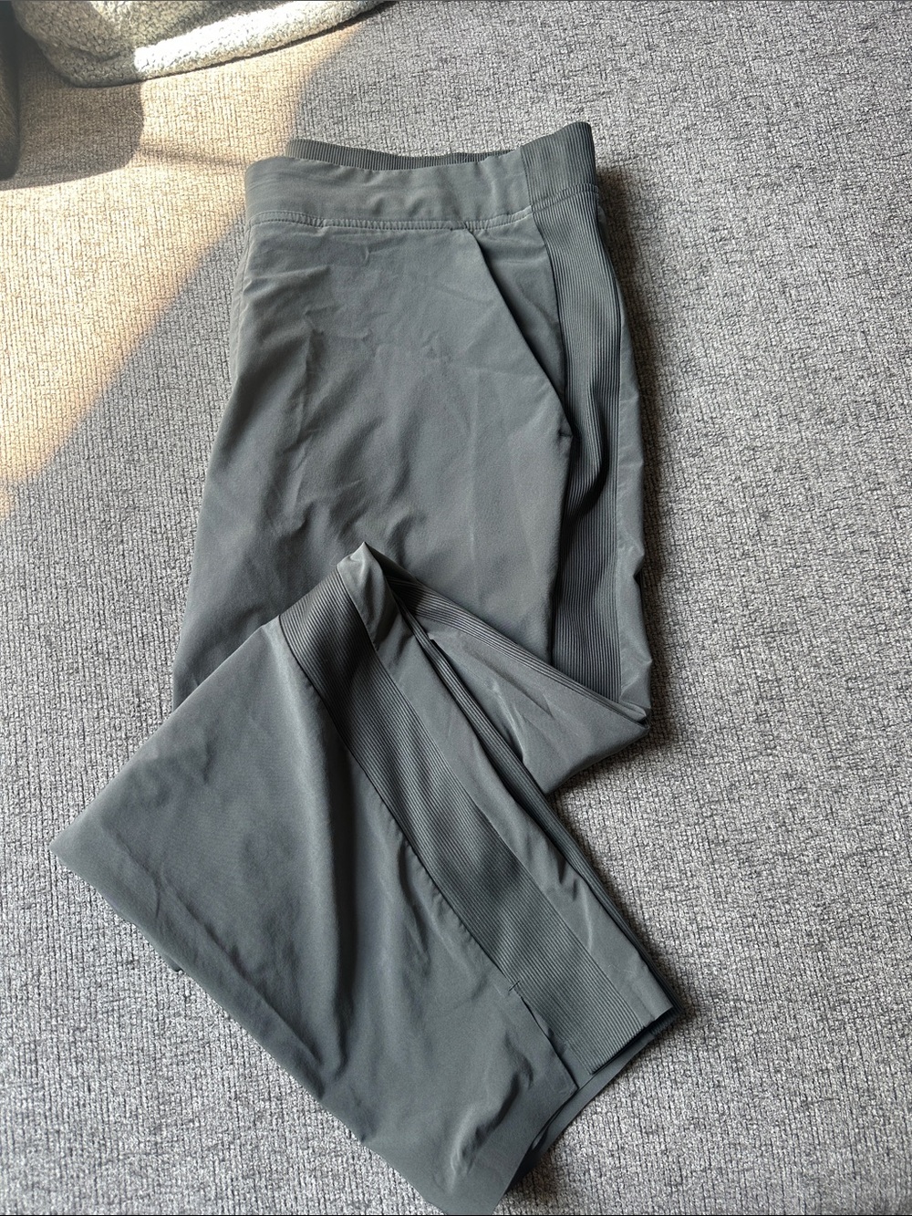 Athleta Brooklyn ankle pants